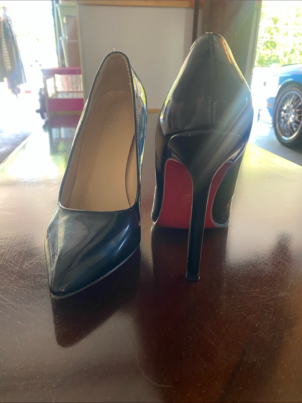 Classic Black Patent Pointed-Toe Stiletto Pumps red sole bottom jojo cat